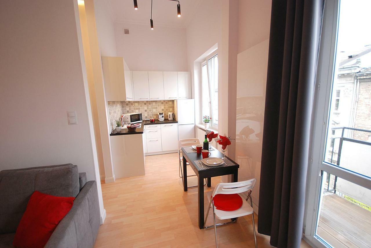 Nowy Apartament Wilcza ワルシャワ エクステリア 写真