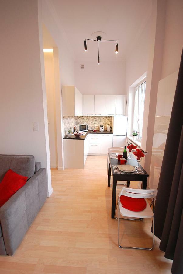 Nowy Apartament Wilcza ワルシャワ エクステリア 写真